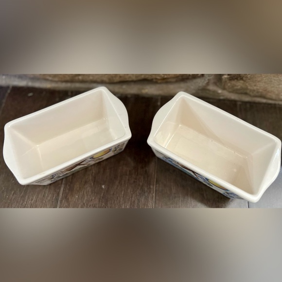 Nantucket Ceramic Blue Crab Mini Loaf Bread Baking Pan, Set of 2 - Picture 4 of 8